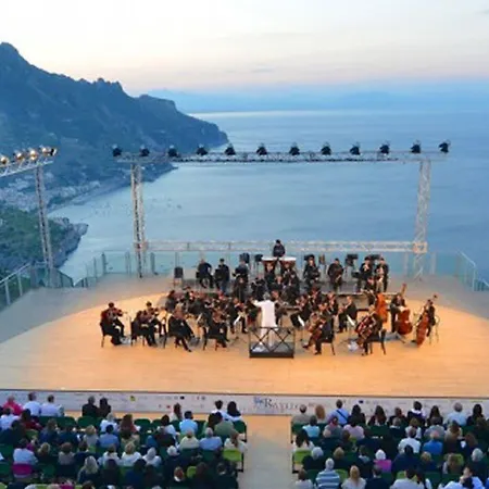 B&B 룸스 라벨로