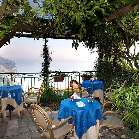 B&B Ravello Rooms Panzió 3*